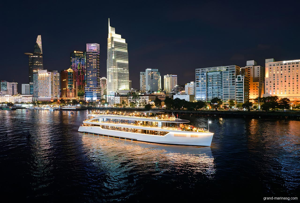 Bữa Tối Sang Trọng Bên Người Thân Cùng Du Thuyền Elite Of Saigon
